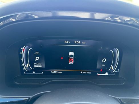 Used 2024 INFINITI QX60 Luxe w/ Cargo Package image 16