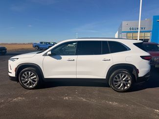 Used 2025 Buick Enclave Preferred video 2