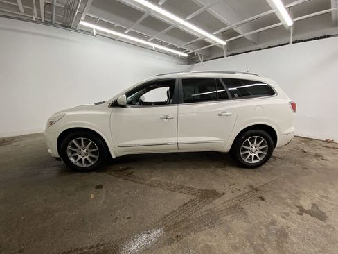 Used 2014 Buick Enclave Leather w/ Trailering Provision Package image 3