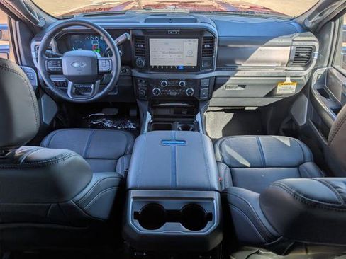 New 2026 Ford F250 Platinum AWD/4WD image 9