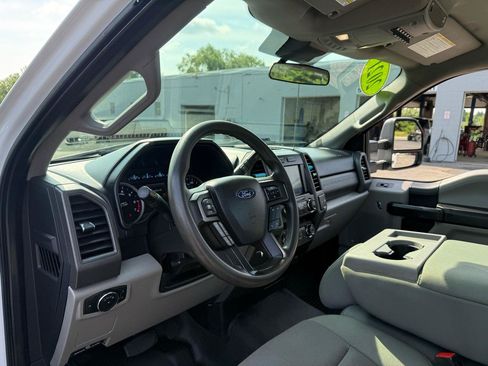 Used 2021 Ford F250 XL w/ STX Appearance Package AWD/4WD image 27
