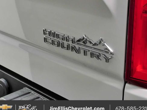 Certified 2021 Chevrolet Silverado 1500 High Country w/ Technology Package AWD/4WD image 36