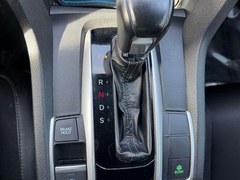 Used 2019 Honda Civic Sport image 16