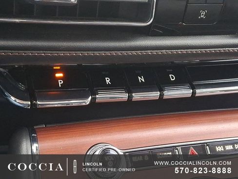 Certified 2023 Lincoln Aviator Reserve w/ Equipment Group 201A image 16