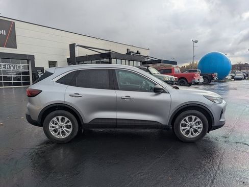 Used 2024 Ford Escape Active w/ Tech Pack #1 image 2