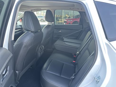 Used 2025 Nissan Murano SL w/ Cargo Package AWD/4WD image 26