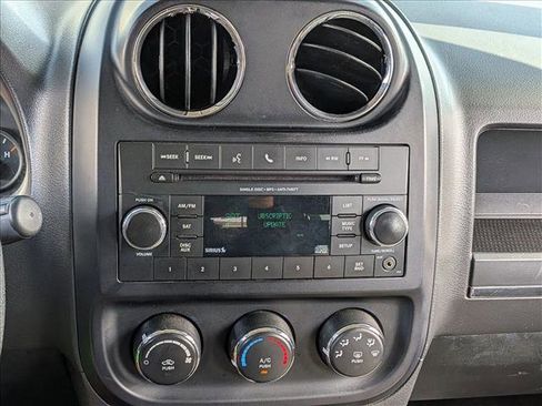 Used 2015 Jeep Patriot Sport w/ Power Value Group FWD image 13