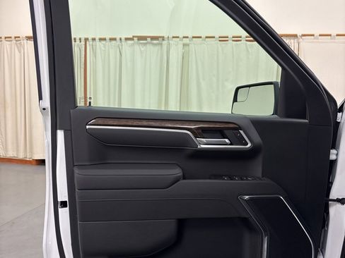 New 2026 GMC Sierra 1500 SLE w/ X31 Off-Road Package image 18