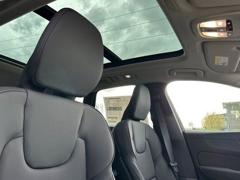 New 2026 Volvo XC60 B5 Core w/ Protection Package Premier image 16