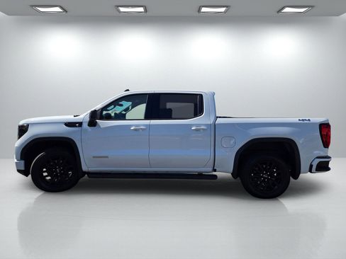 Certified 2023 GMC Sierra 1500 Elevation w/ LPO, Elevation Black Package image 7