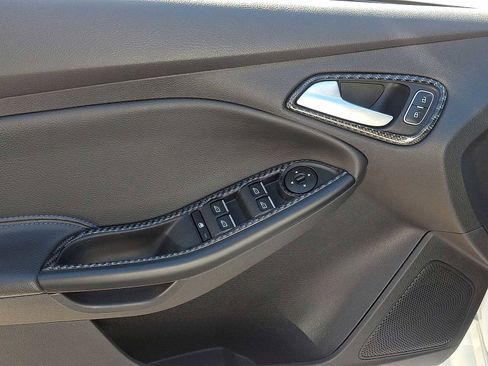 Used 2017 Ford Focus RS image 10