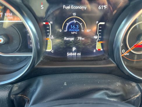 Used 2023 Jeep Gladiator Rubicon w/ Cold Weather Group image 17