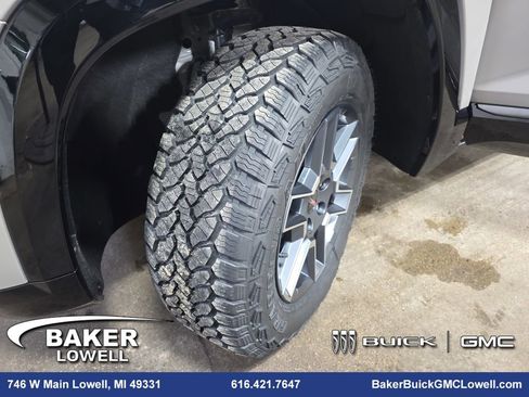 New 2026 GMC Terrain AT4 w/ Convenience Package III image 28