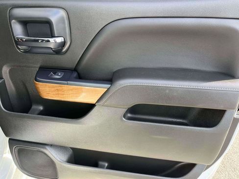 Used 2018 Chevrolet Silverado 1500 LTZ w/ High Desert Package image 7