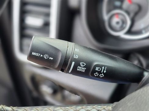 Used 2019 RAM 1500 Big Horn image 36