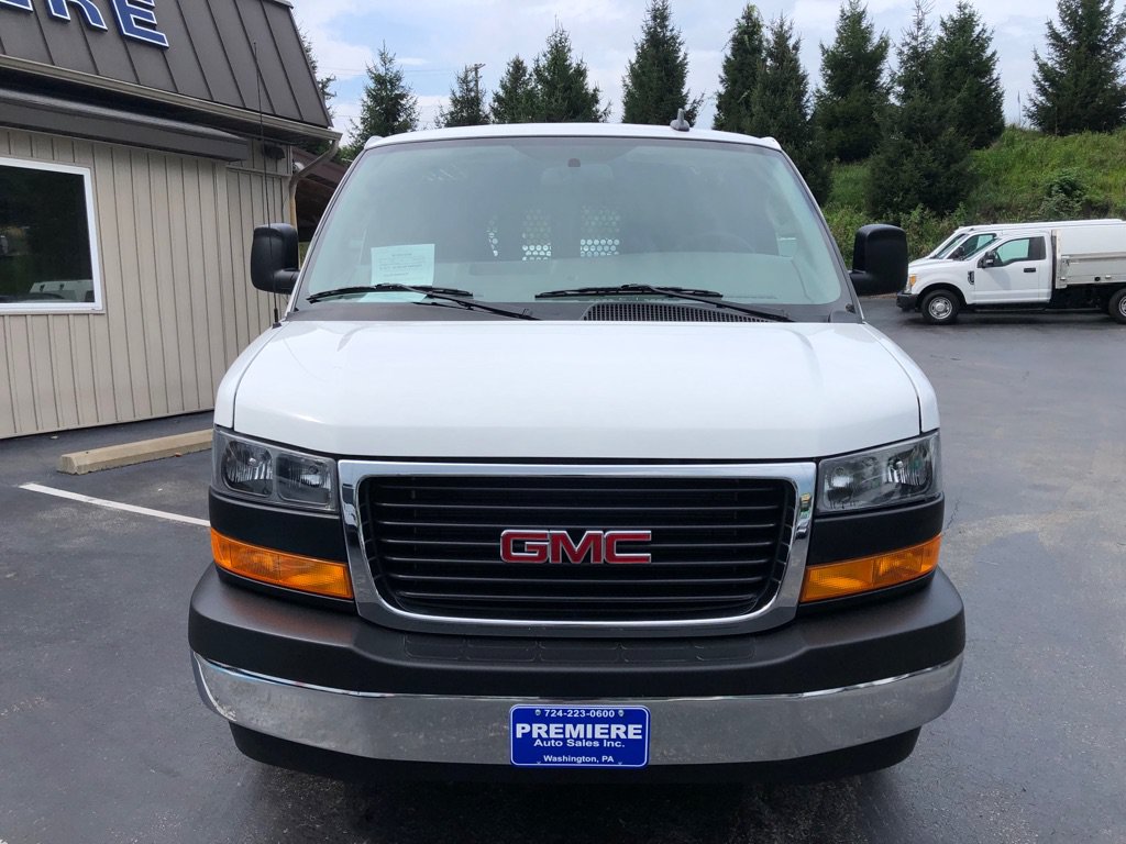Used 2025 GMC Savana 2500 w/ Driver Convenience Package RWD image 9