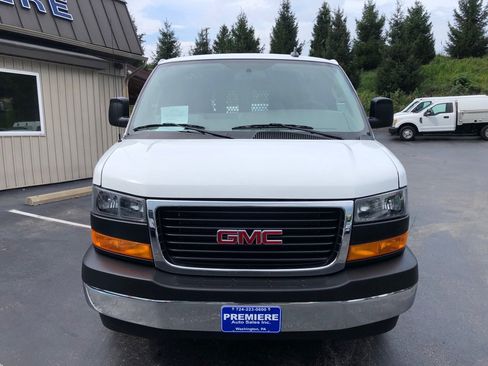 Used 2025 GMC Savana 2500 w/ Driver Convenience Package RWD image 9