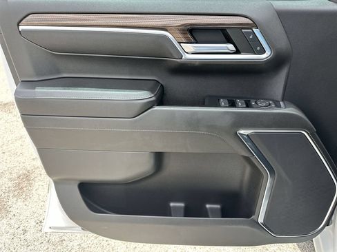 Certified 2023 Chevrolet Silverado 1500 LT RWD image 23