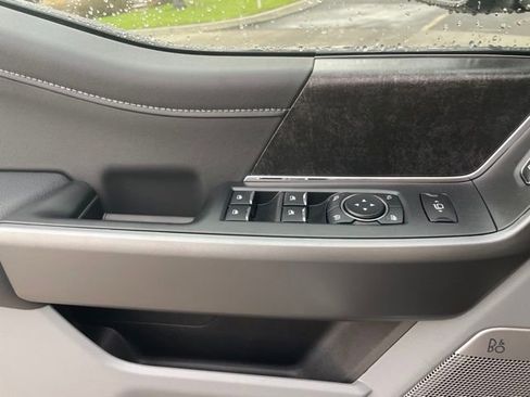 New 2026 Ford F250 XLT w/ XLT Premium Package image 19