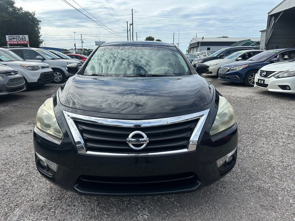 Used 2014 Nissan Altima 2.5 SV w/ Convenience Package FWD image 2