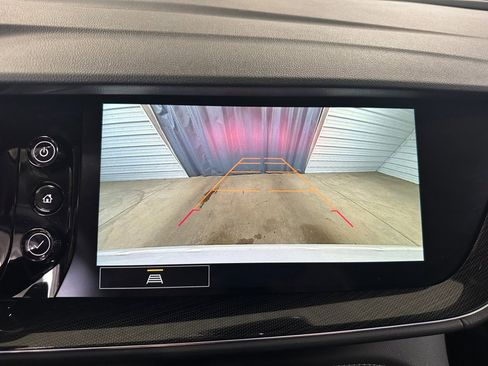 Certified 2023 Buick Envision Essence image 13