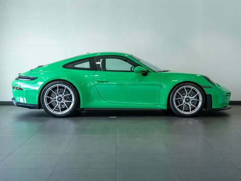 Used 2026 Porsche 911 GT3 RWD image 8