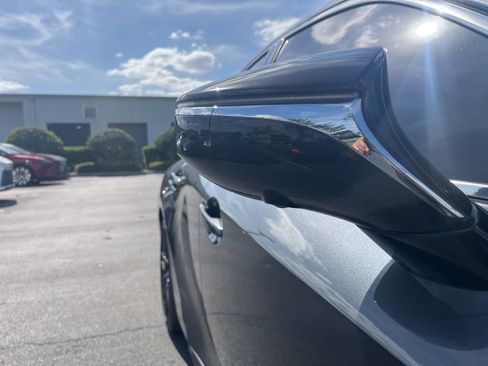 Used 2022 Lexus IS 350 F Sport w/ Dynamic Handling Package image 11