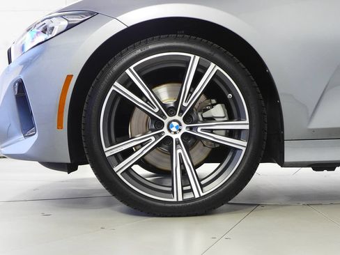 Certified 2024 BMW 330i Sedan w/ Convenience Package RWD image 5