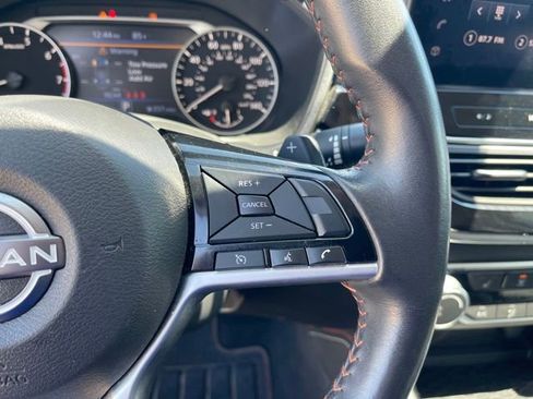 Used 2024 Nissan Altima 2.5 SR w/ SR Premium Package FWD image 16