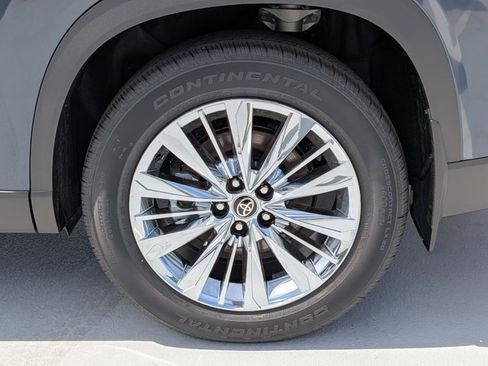 New 2026 Toyota Grand Highlander AWD image 10