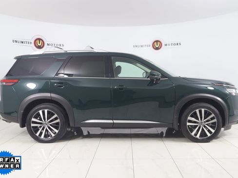 Used 2024 Nissan Pathfinder Platinum w/ Cargo Package image 2