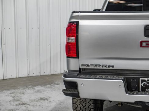 Used 2017 GMC Sierra 2500 Denali w/ Duramax Plus Package image 47