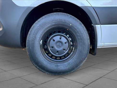 New 2025 Mercedes-Benz Sprinter 2500 image 14