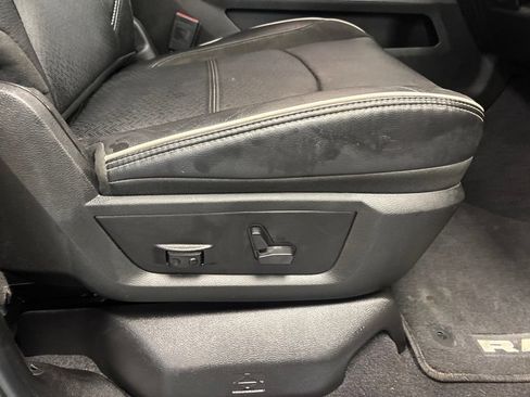 Used 2025 RAM 2500 Laramie AWD/4WD image 12