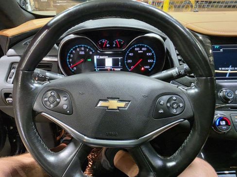 Used 2016 Chevrolet Impala LTZ w/ Enhanced Convenience Package FWD image 38