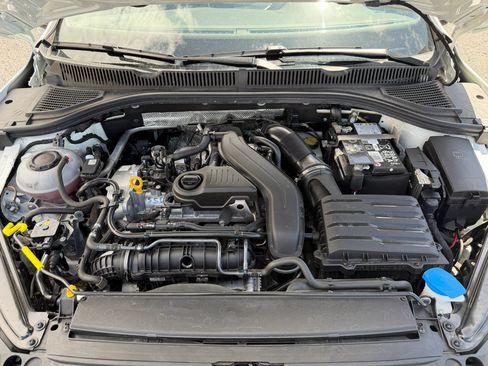 Used 2025 Volkswagen Jetta Sport FWD image 31