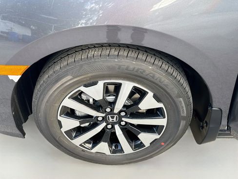 Certified 2026 Honda Odyssey EX-L image 27