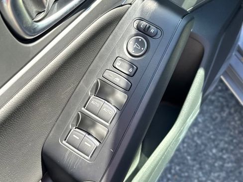 New 2025 Acura Integra FWD image 26