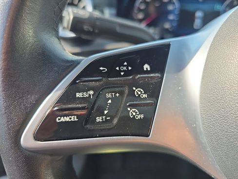 Used 2025 Mercedes-Benz CLA 250 4MATIC image 17