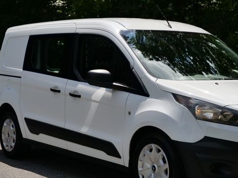 Used 2015 Ford Transit Connect XL FWD image 41