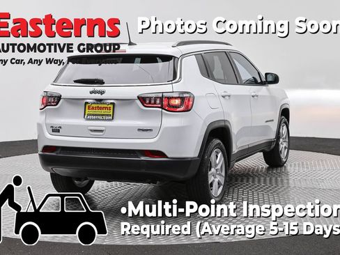 Used 2022 Jeep Compass Latitude w/ Convenience Group AWD/4WD image 5