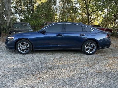 Used 2024 Honda Accord EX image 4