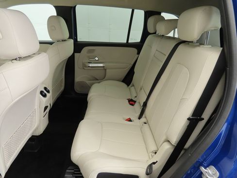 New 2026 Mercedes-Benz GLB 250 image 20