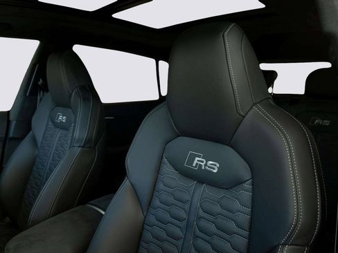 Used 2025 Audi RS Q8 performance image 25