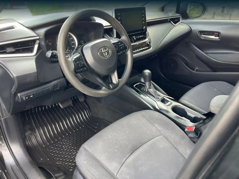 Used 2020 Toyota Corolla LE image 6