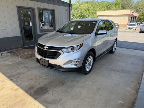 Used 2020 Chevrolet Equinox LT AWD/4WD image 1