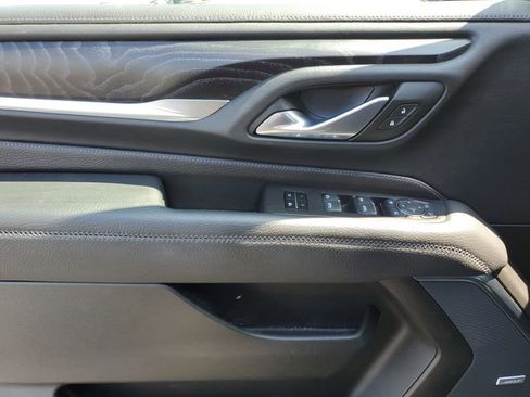 Used 2024 GMC Yukon Denali image 16