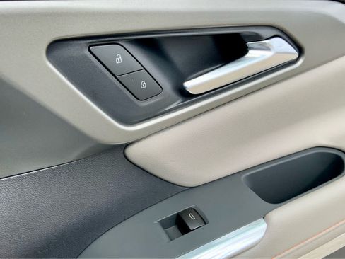 New 2026 Chevrolet Traverse LT w/ Midnight/Sport Edition AWD/4WD image 53