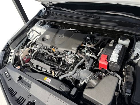 Used 2023 Toyota Camry SE w/ Convenience Package FWD image 13