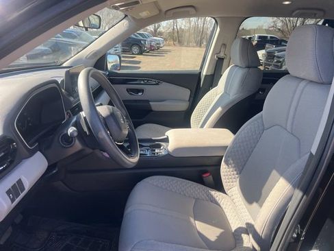 Used 2023 Honda Pilot LX image 14